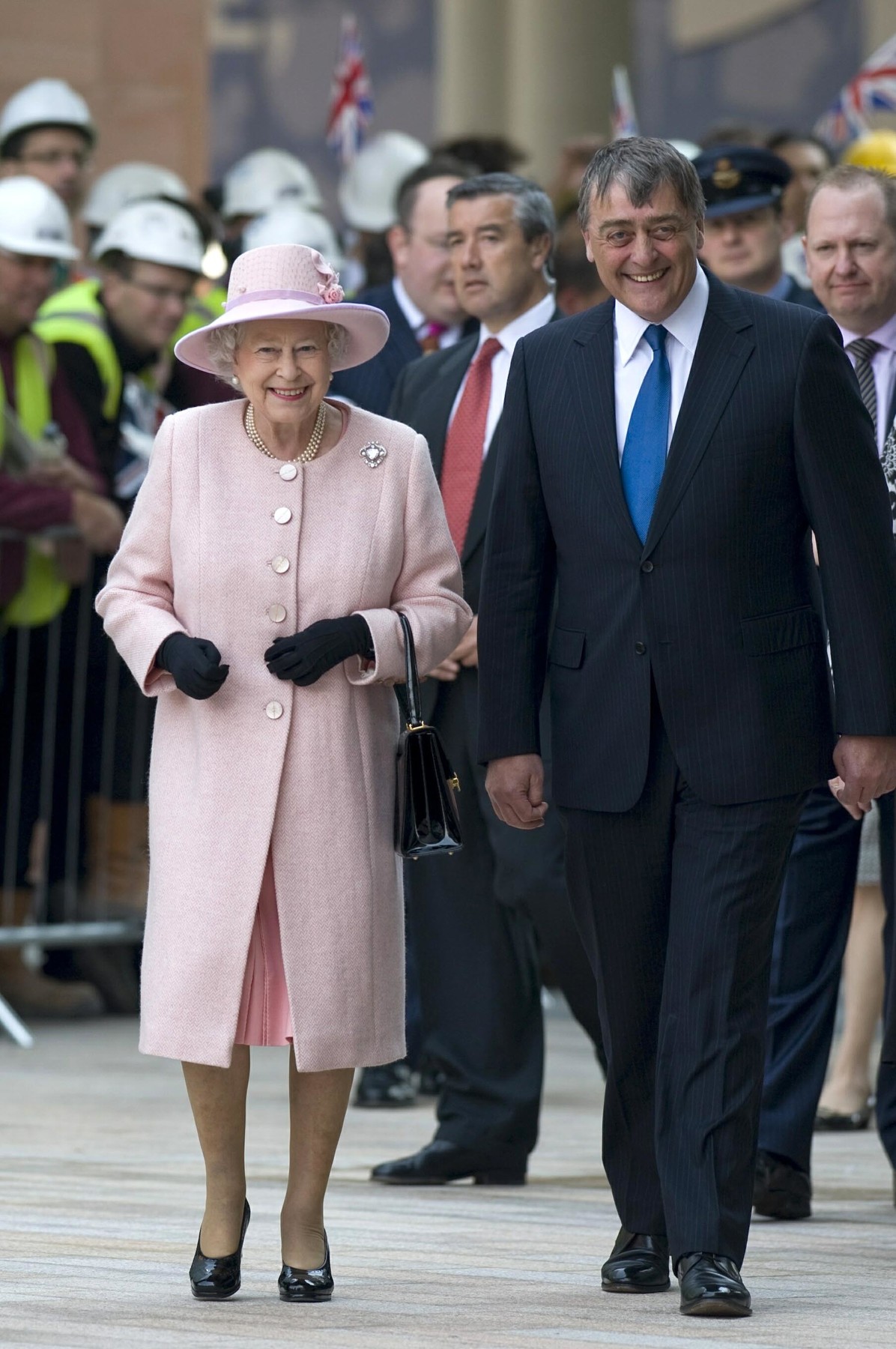 Kraljica Elizabeta II. in vojvoda Westminstrski.