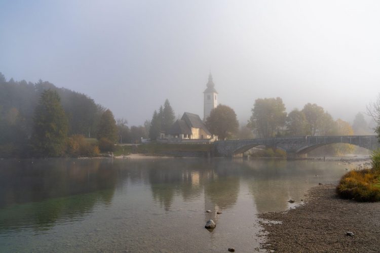 bohinj, bohinjsko jezero, megla