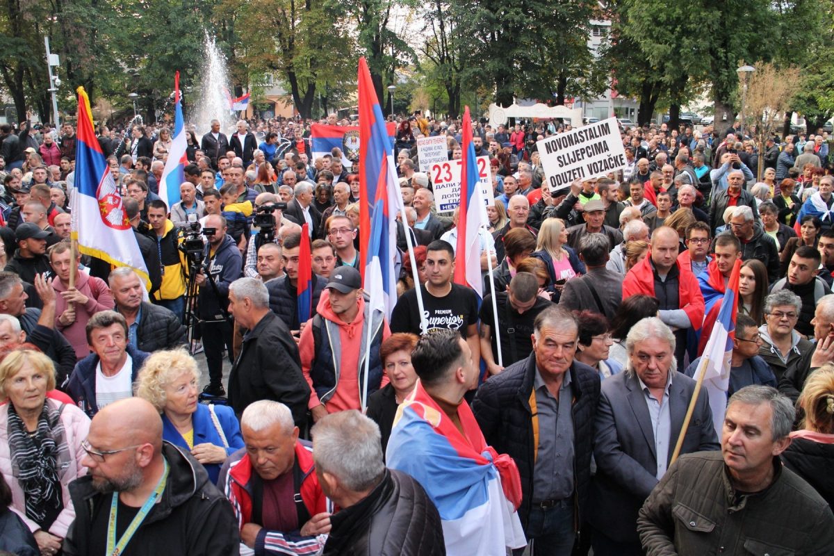 Novi protesti v Republiki Srbski in opozorila volilne komisije BiH