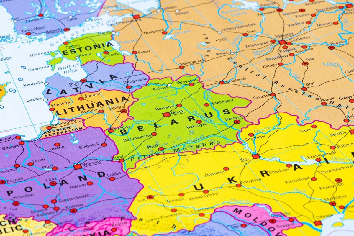 Ukrajina zaskrbljeno pogleduje proti svoji severni meji