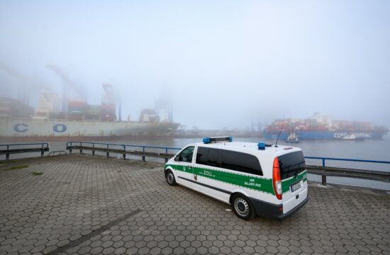 pristanišče Hamburg, cosco