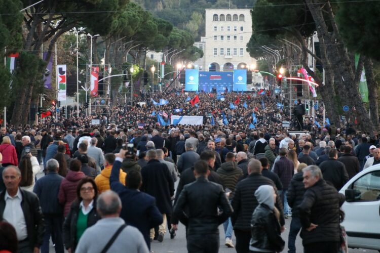 protest, albanija