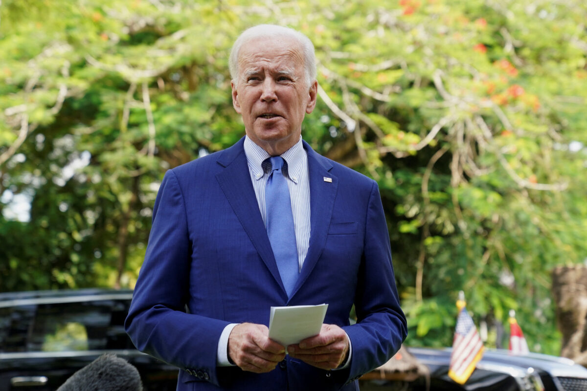 Joe Biden: Malo verjetno je, da bi bila raketa izstreljena iz Rusije