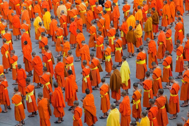 budistični menihi
