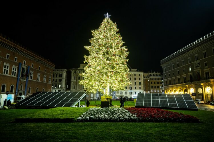 božično drevo Rim