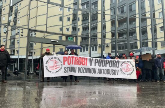 Decembrski protestni shod Sindikata voznikov avtobusov Slovenije v Ljubljani