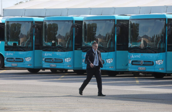 Novi avtobusi Arriva javni promet
