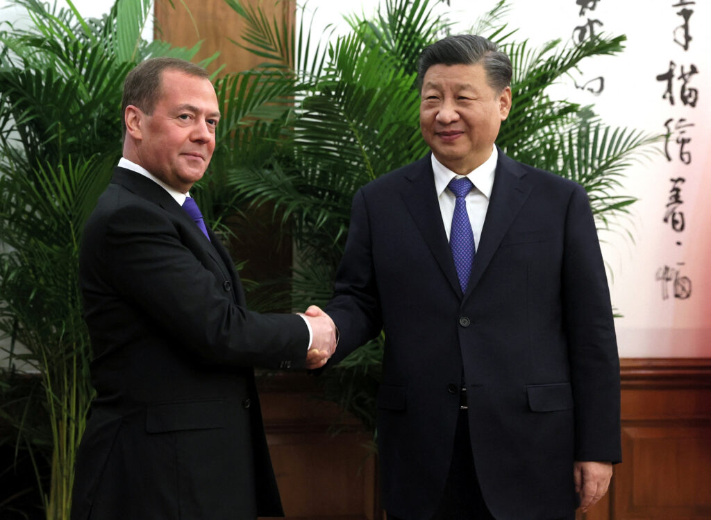 Dmitrij Medvedev, Ši Džinping