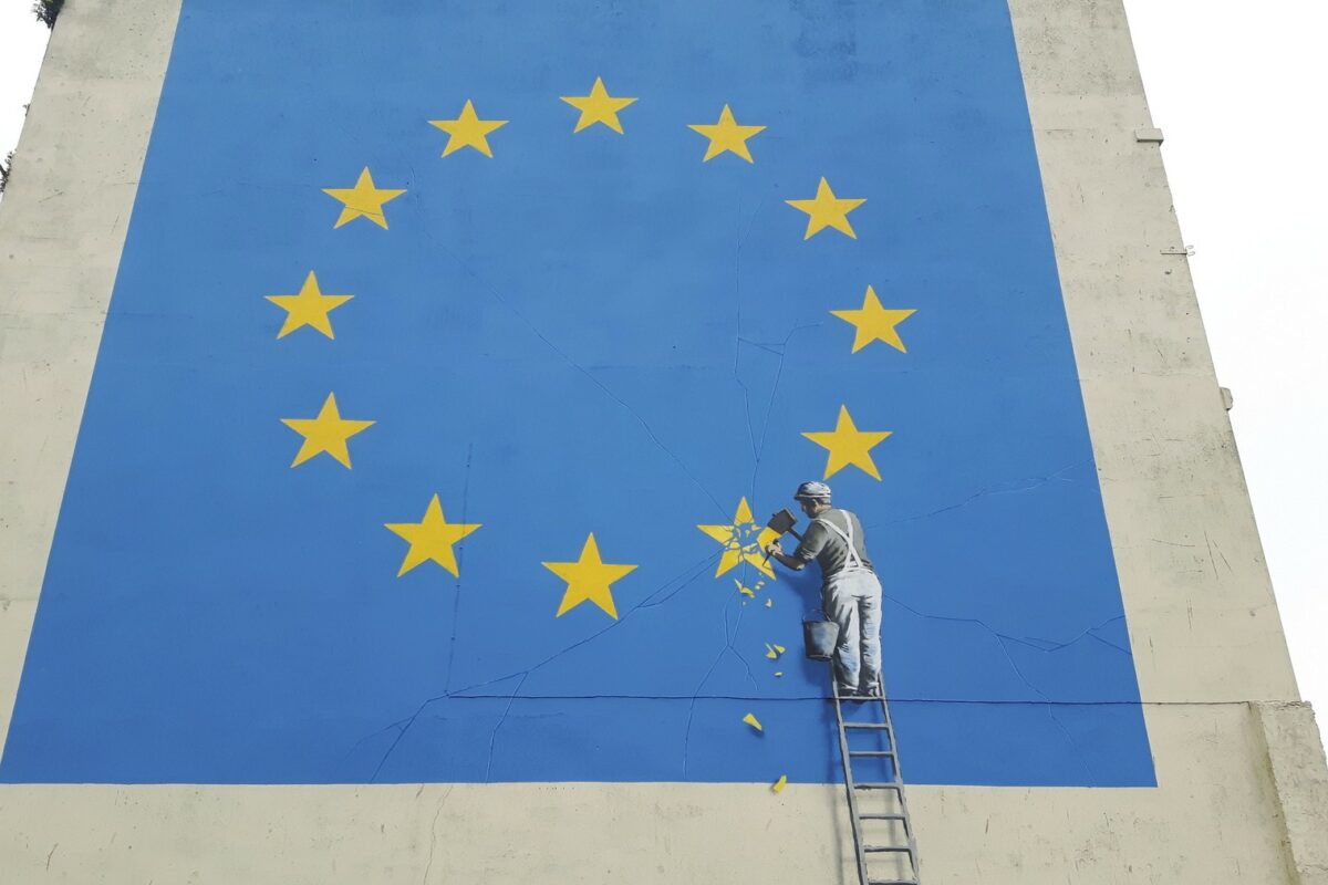 Analiza CNN: Brexit škodoval britanskemu gospodarstvu, politika o tem ne govori
