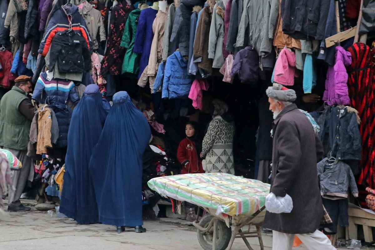 Taliban in Afghanistan mit neuen Beschränkungen zur Unterdrückung von Frauen im Land