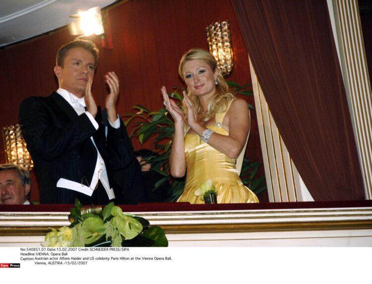 Paris Hilton, dunajski operni ples