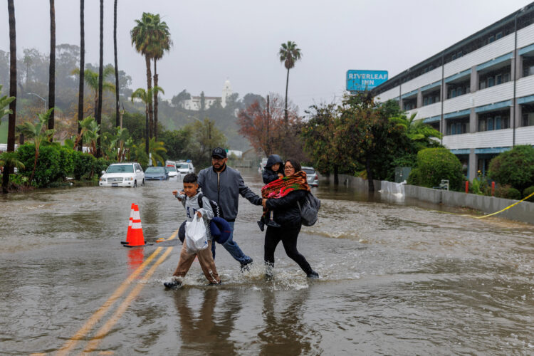 Kalifornijo je zajelo že deveto neurje s poplavami v zadnjih tednih