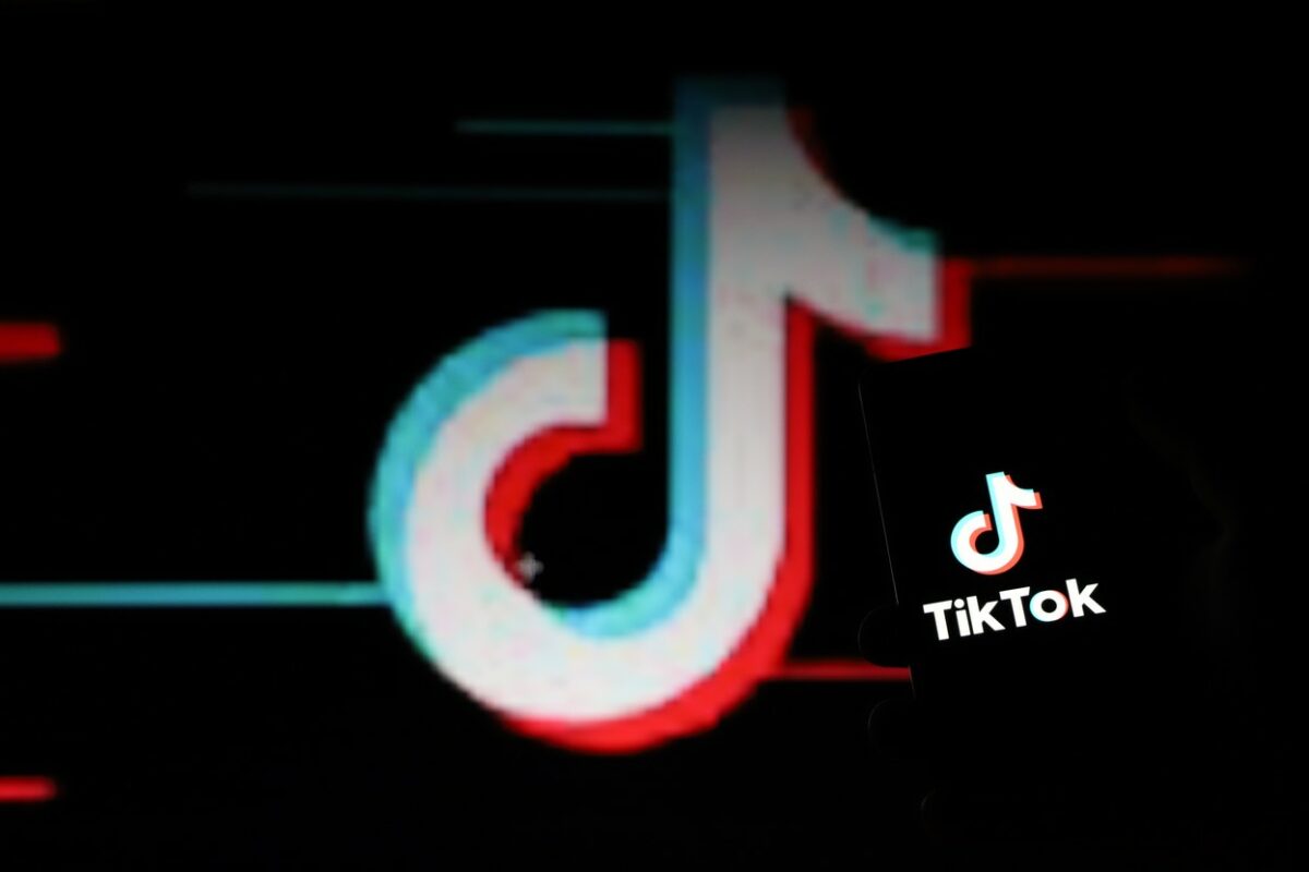 O TikTok também sinalizará contas que estão sob controle do estado na Eslovênia