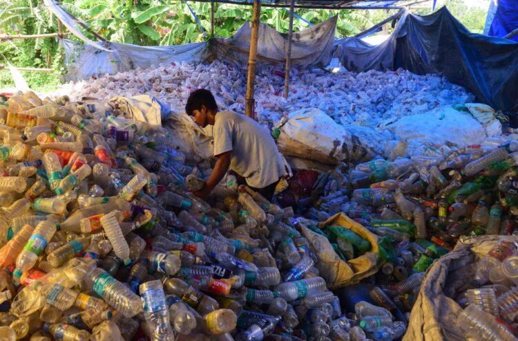Recikliranje plastenk v Indiji