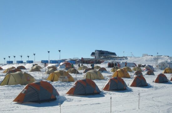 Prehrana na raziskovalni postaji Princess Elisabeth na Antarktiki
