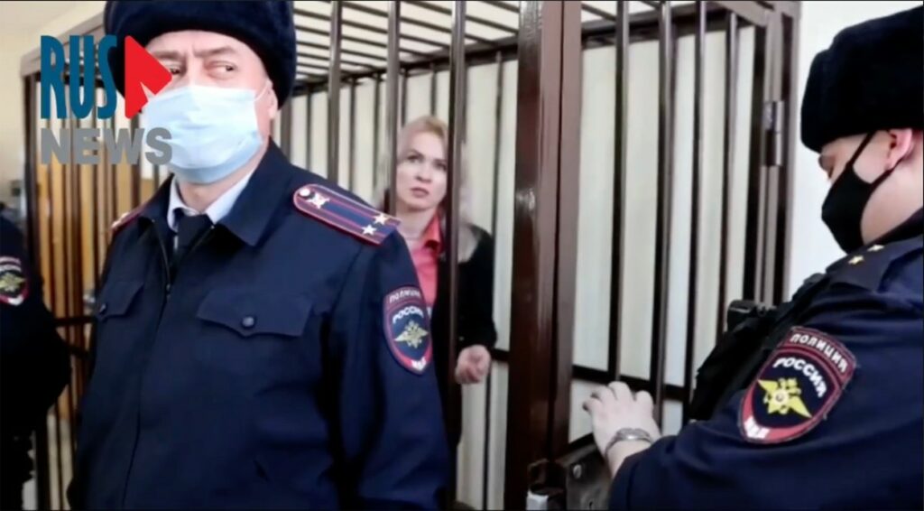 Novinarka Maria Ponomarrenko mora v zapor za šest let