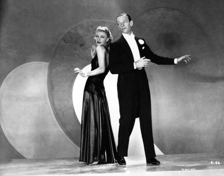 GINGER ROGERS, FRED ASTAIRE