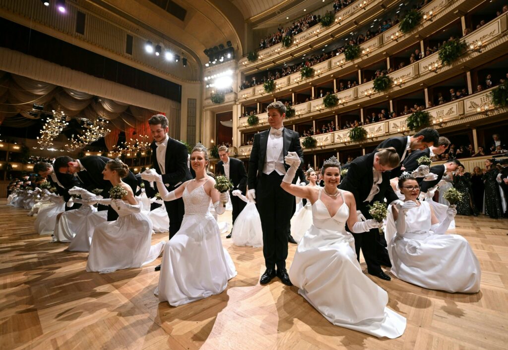 Dunajski operni ples