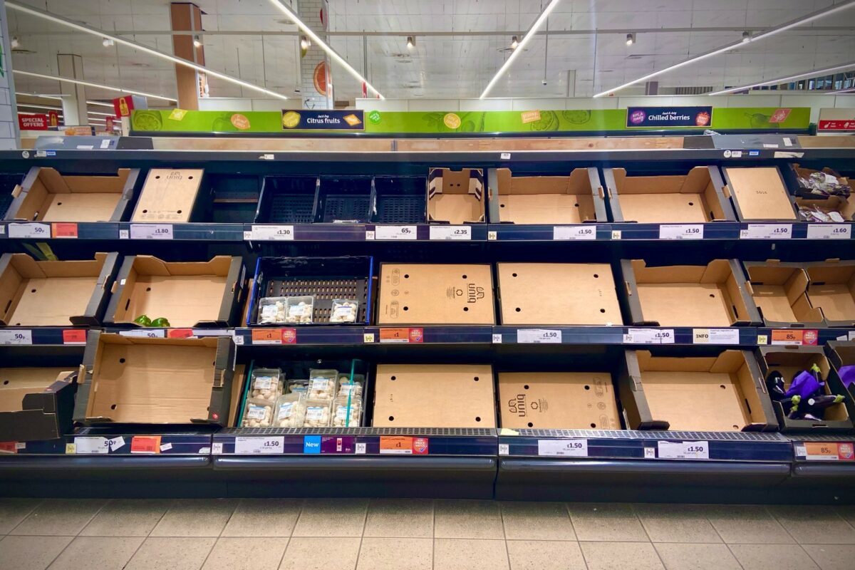 Leere Regale in britischen Läden: Obst- und Gemüseeinkäufe wurden eingeschränkt