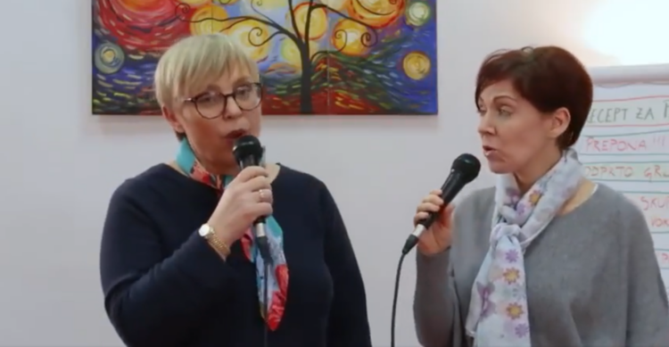 Nataša Pirc Musar se je Ukrajincem poklonila z ljudsko pesmijo