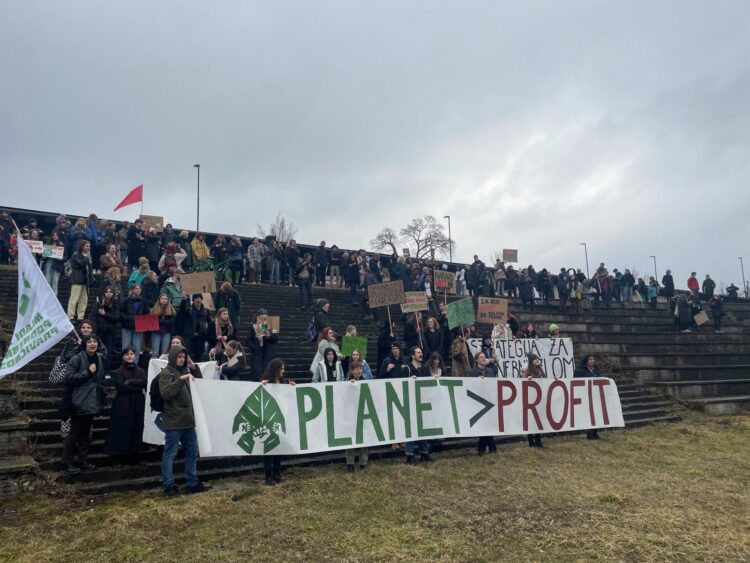 Protest za podnebno pravičnost Ljubljana