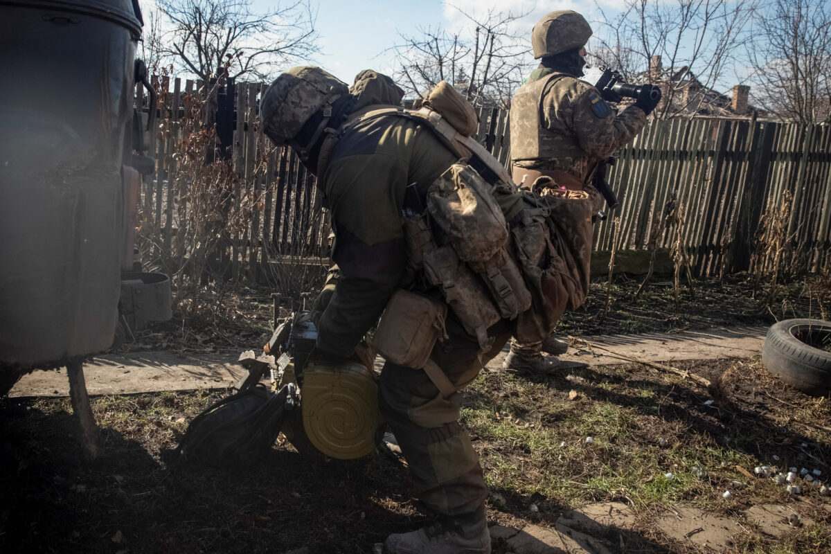 Солдат в бахмуте. Украинские войска. Русский солдат. ВСУ Бахмут.