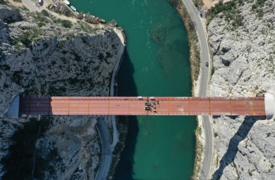 Most v Omišu, pogled iz zraka