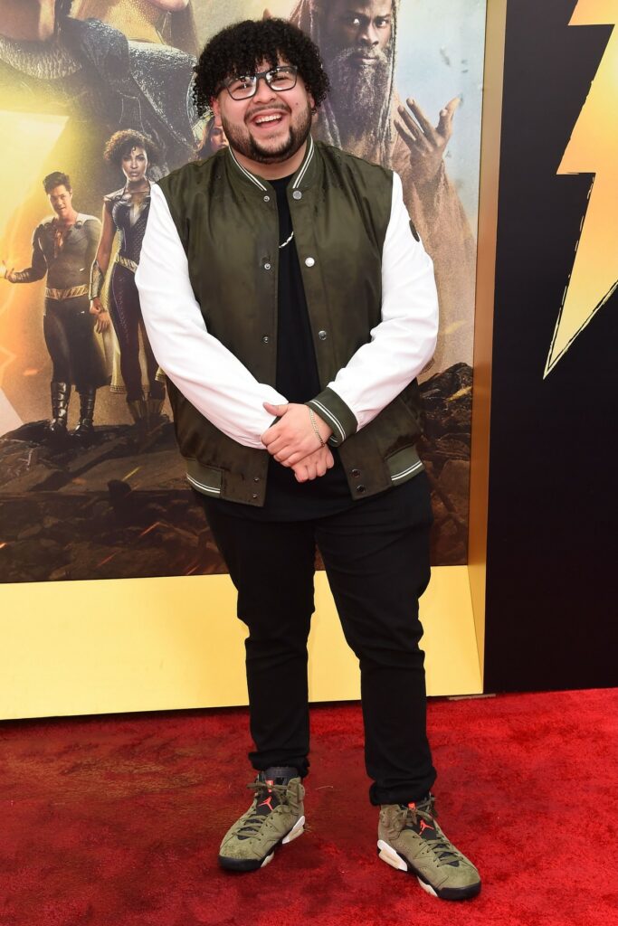 Rico Rodriguez na premieri filma 'Shazam! Fury of the Gods v Los Angelesu marca 2023
