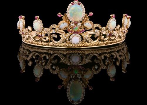 opalna tiara