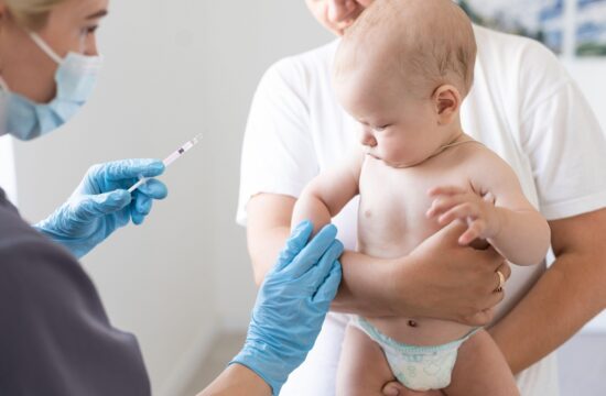 cepljenje, dojenček