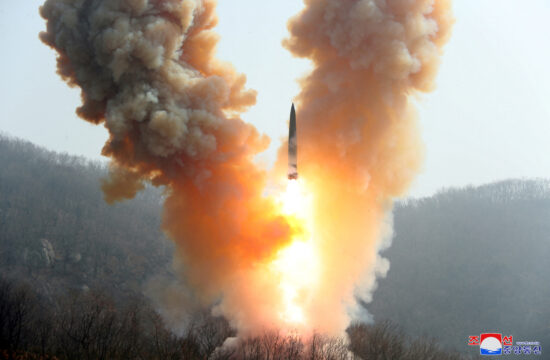 Severna Koreja, balistična raketa