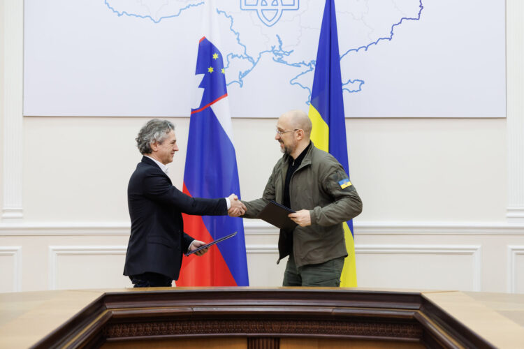Robert Golob, obisk v Ukrajini, Denis Šmihal