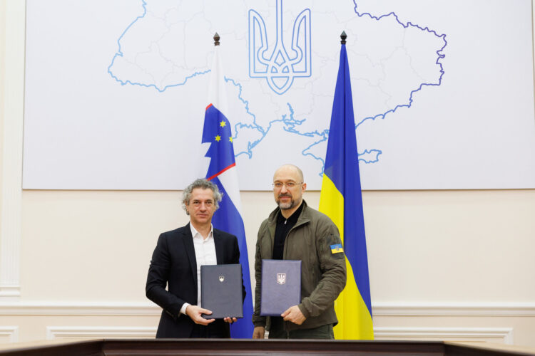 Robert Golob, obisk v Ukrajini, Denis Šmihal