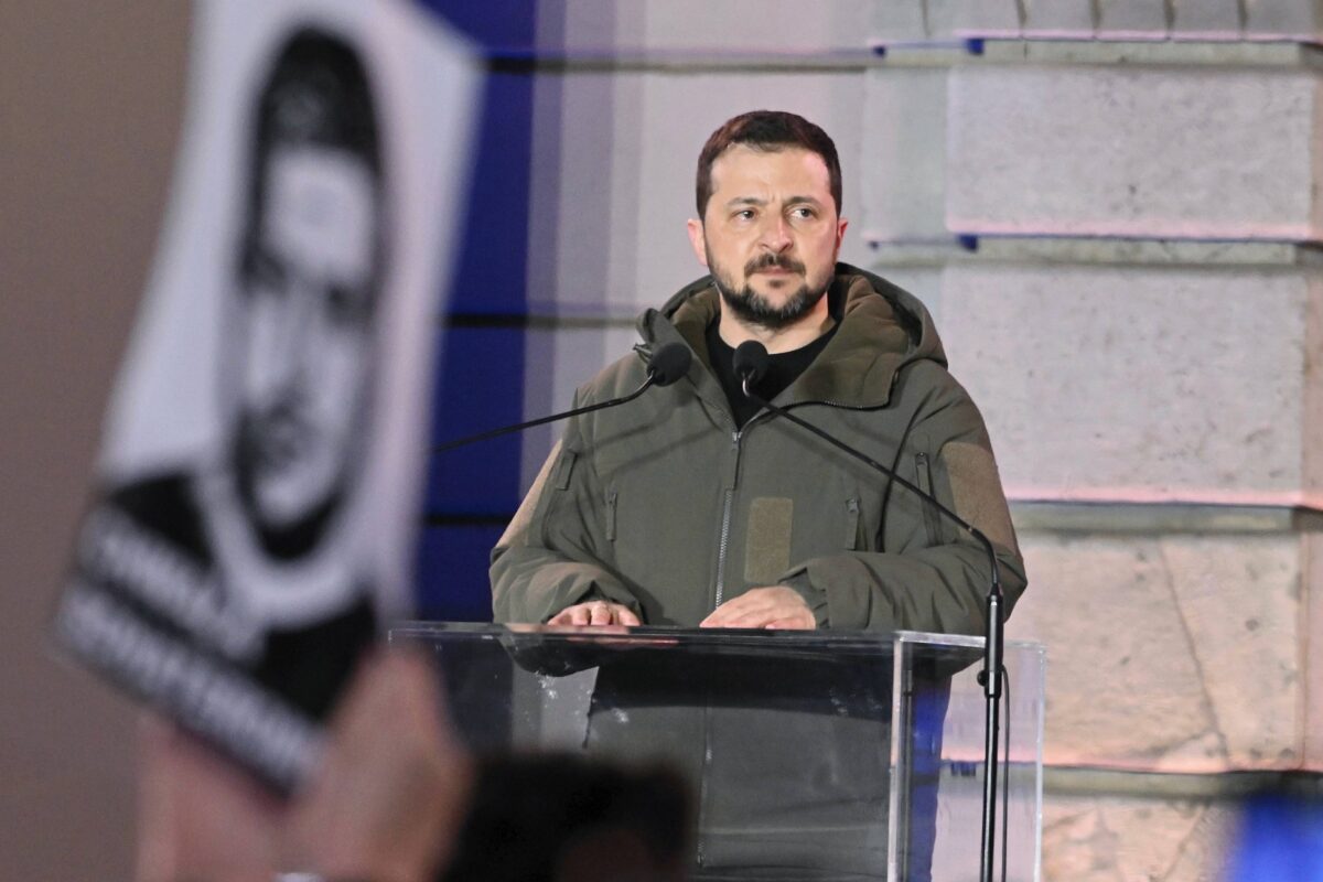 Zelenski: V tem tednu ni minila niti ura brez ruskih napadov in terorja