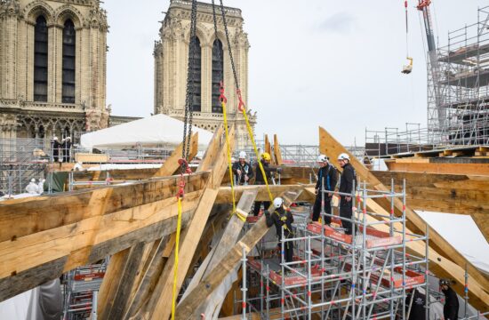 Obnova Notre-Dame, april 2023