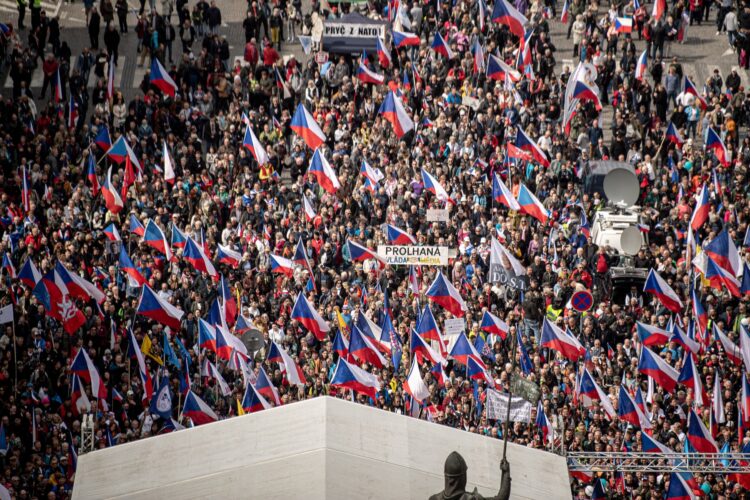 Protivladni protesti na Češkem