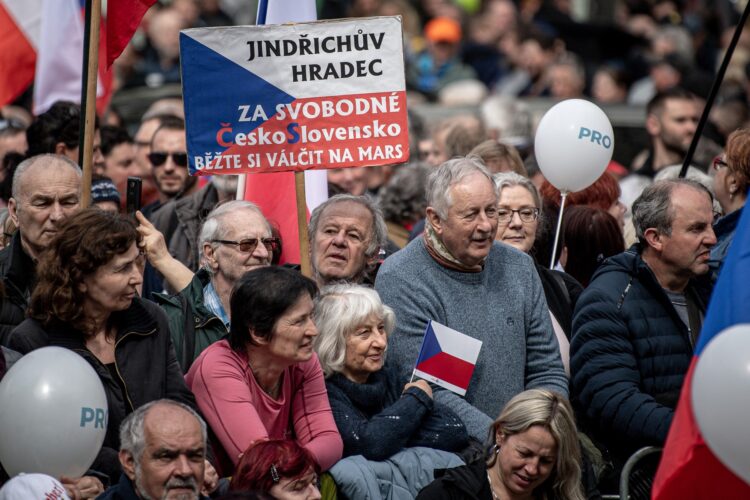 Protivladni protesti na Češkem