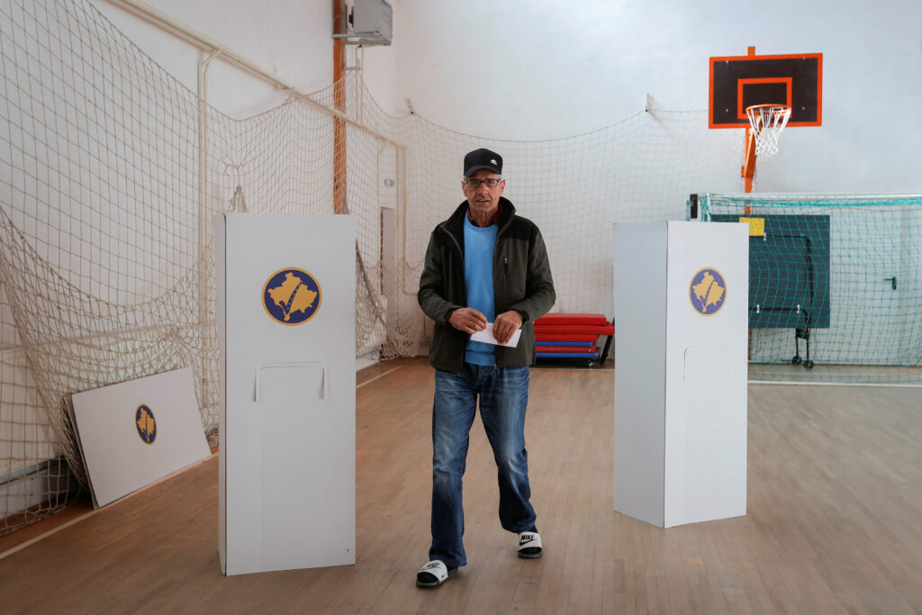 Srbska skupnost bojkotirala volitve na severu Kosova