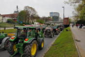 Prometni kolaps ob protestu kmetov