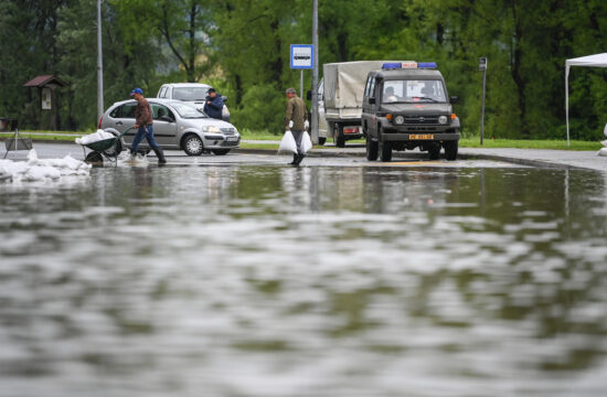 Poplave Hrvaška
