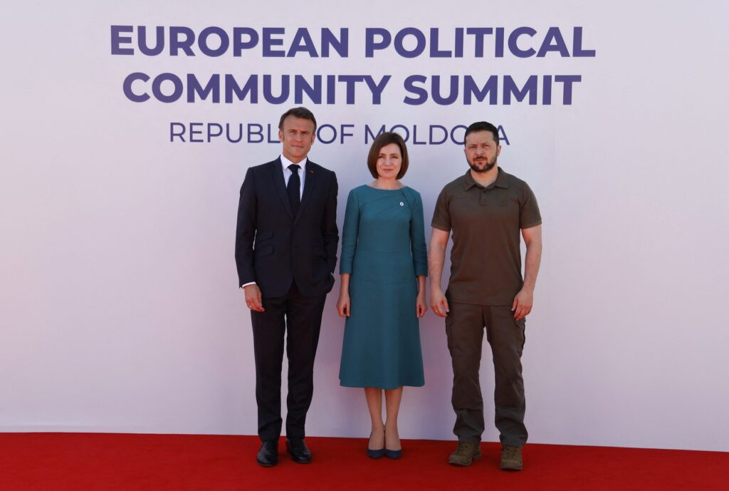 Volodimir Zelenski, Emmanuel Macron, Maia Sandu 