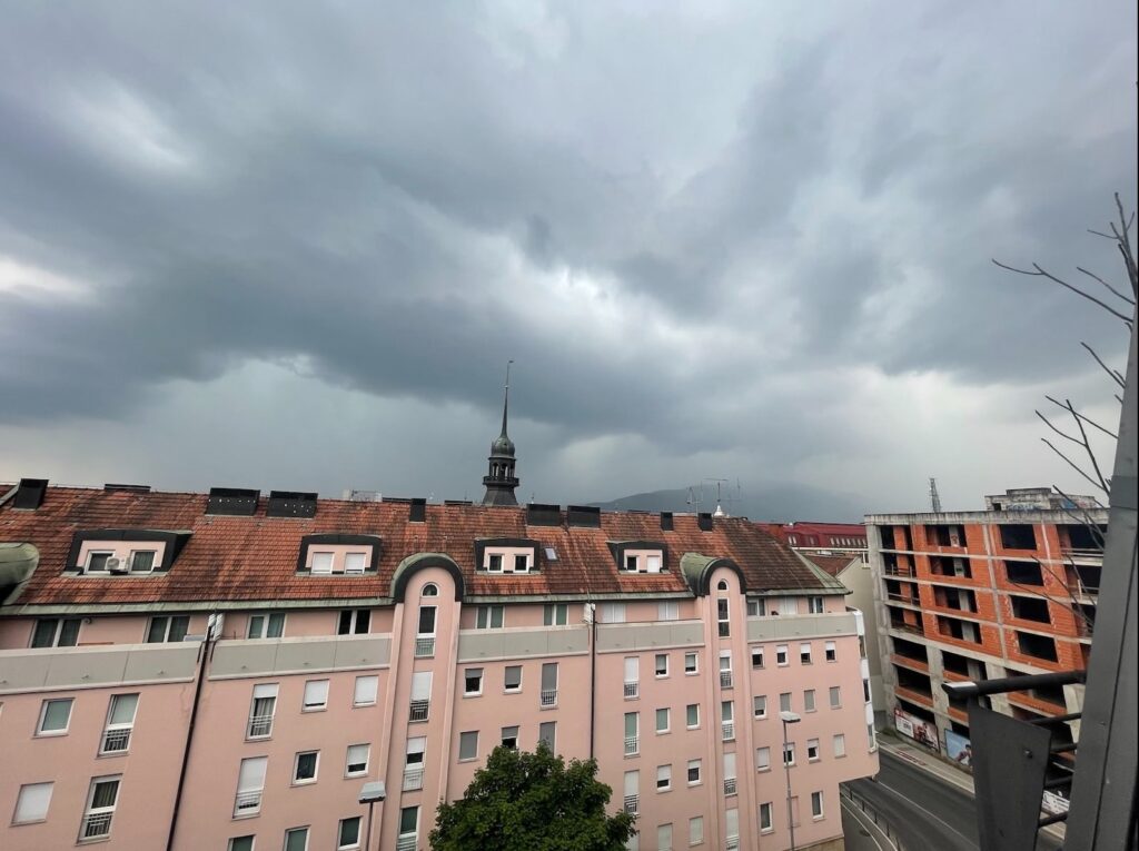 Nevihtni oblaki v Mariboru