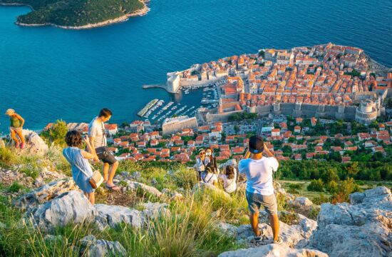 Dubrovnik, Hrvaška, Dalmacija, turizem, turisti, Srđ