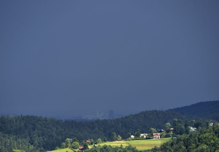 Nevihta nad Ljubljansko kotlino
