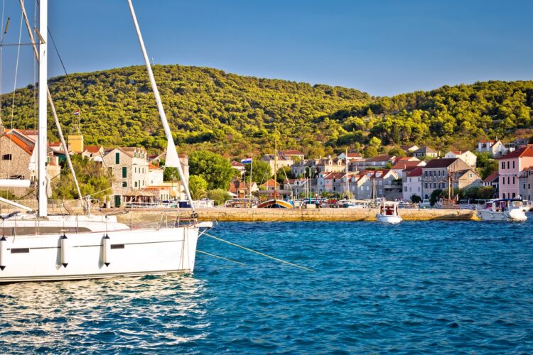 Hrvaški otok Zlarin