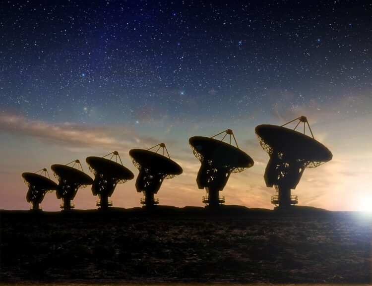 radijski teleskopi, vesolje, nezemljani, SETI, zvezde , Rimska cesta