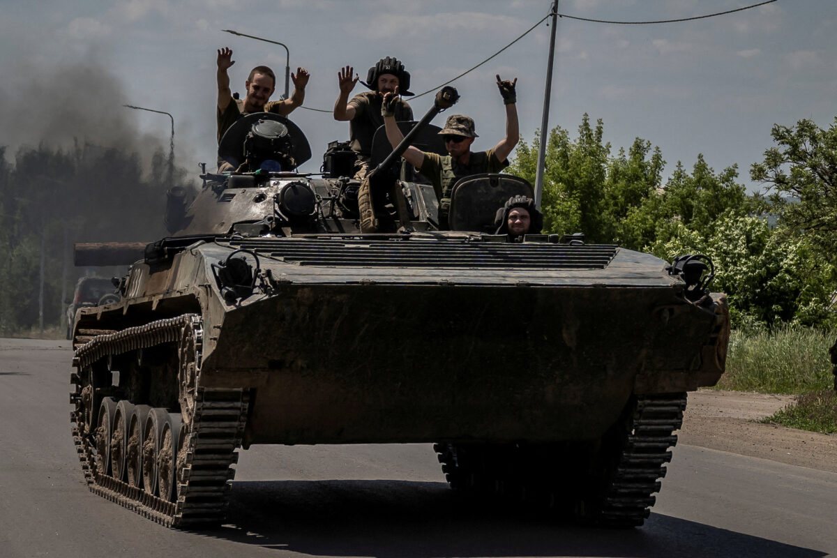 Wie die ukrainische Gegenoffensive verläuft und welche Fortschritte die russische Armee seit letztem Jahr gemacht hat