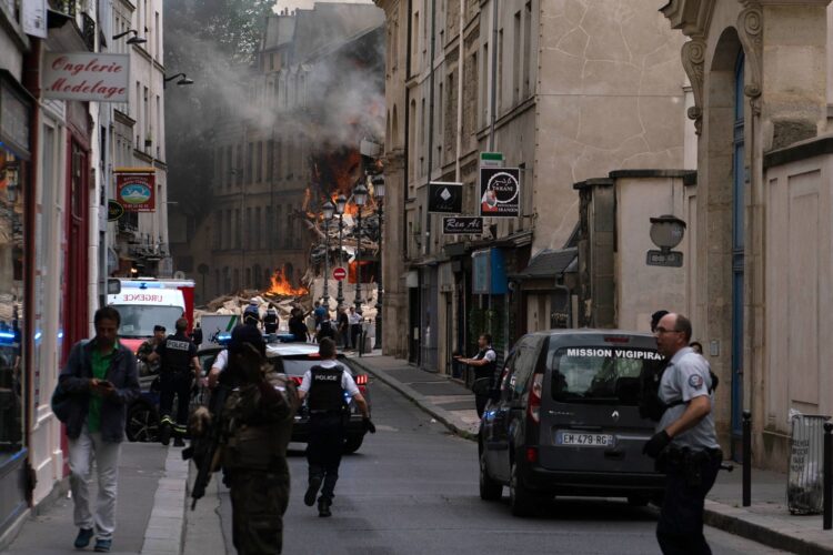 Eksplozija v Parizu