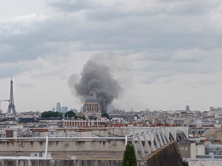 Eksplozija v Parizu