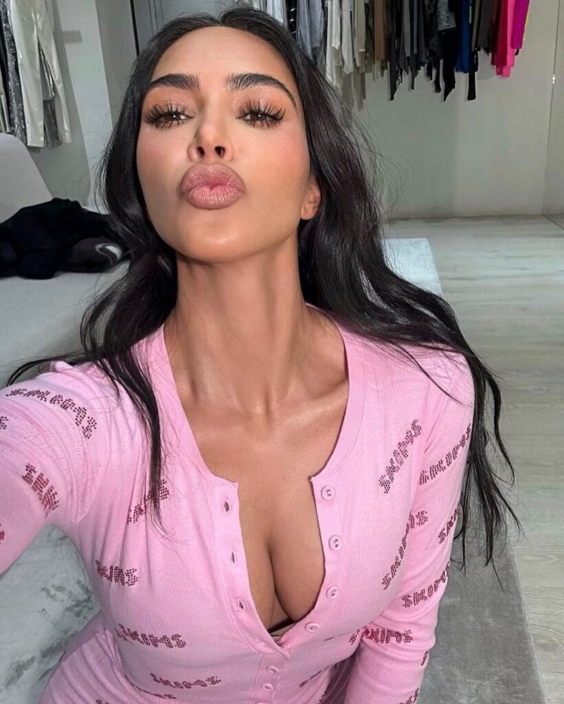 Kim Kardashian selfi